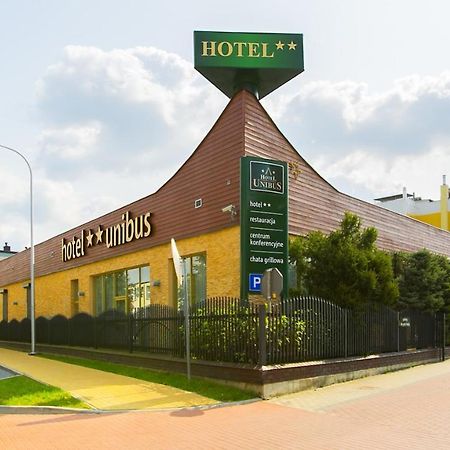 ביילסק פודלסיה Hotel Unibus מראה חיצוני תמונה