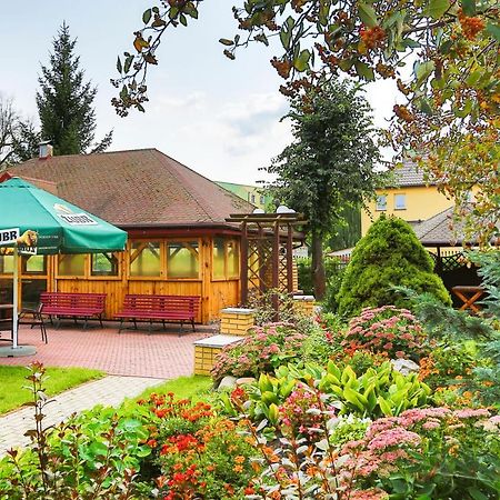 ביילסק פודלסיה Hotel Unibus מראה חיצוני תמונה