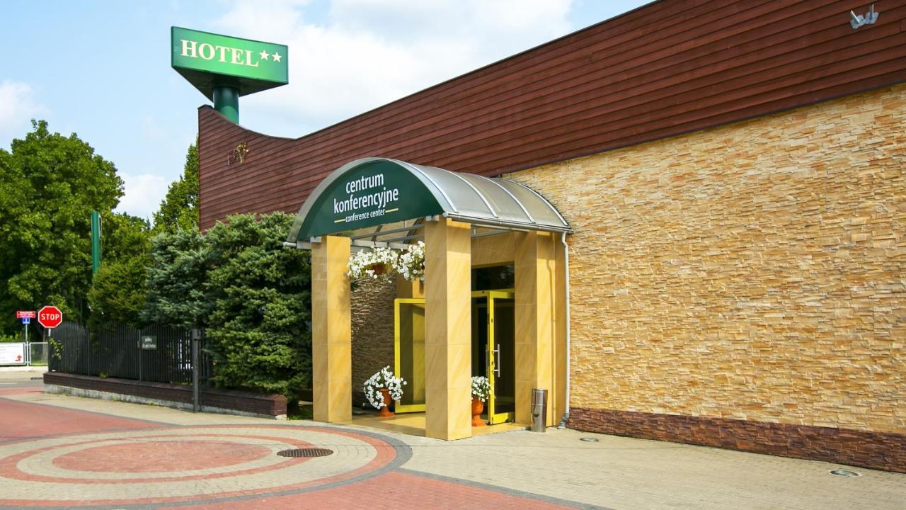 ביילסק פודלסיה Hotel Unibus מראה חיצוני תמונה