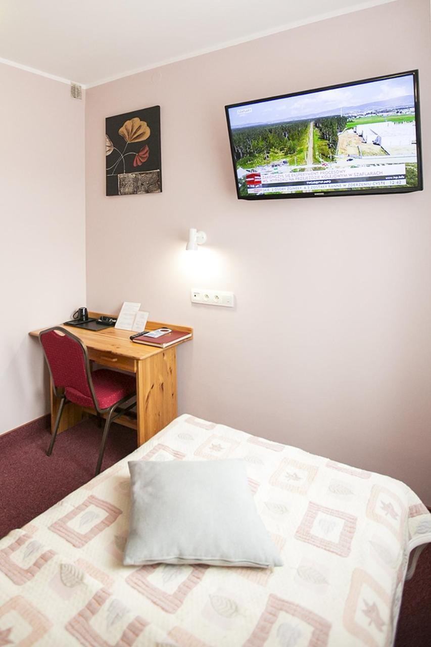 ביילסק פודלסיה Hotel Unibus מראה חיצוני תמונה